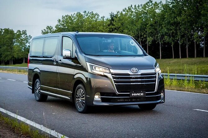 minivan-departure-transfer-from-kyoto-city-to-kansai-airport-kix