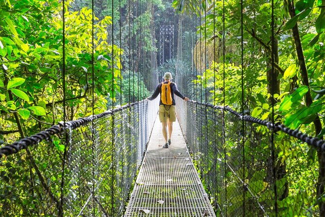 mistico-arenal-hanging-bridges-fruit-guided-walk