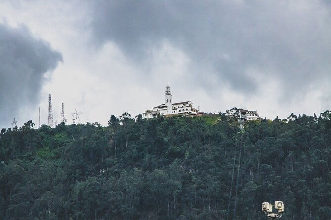 monserrate-private-tour-lunch-6hrs