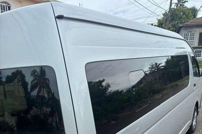 montego-bay-airport-and-catalonia-montego-bay-private-shuttle