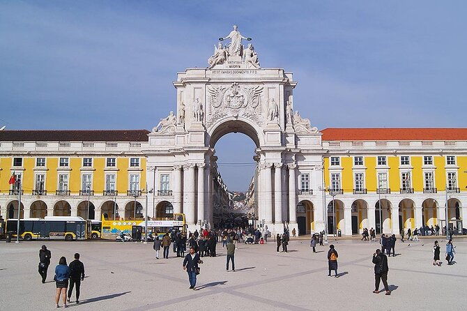 morning-lisbon-sanctuary-of-christ-the-kingcastelo-belem-tower