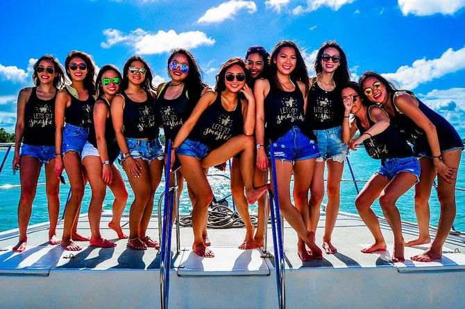 morning-private-party-boat-with-water-slide-open-bar-and-bbq