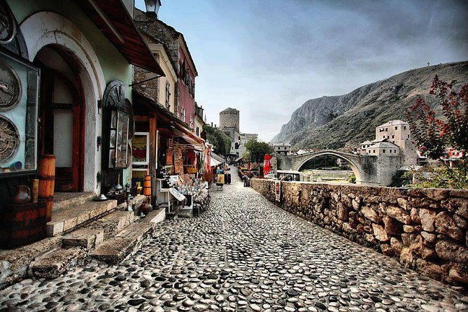 mostar-private-walking-tour-where-east-meets-west-2
