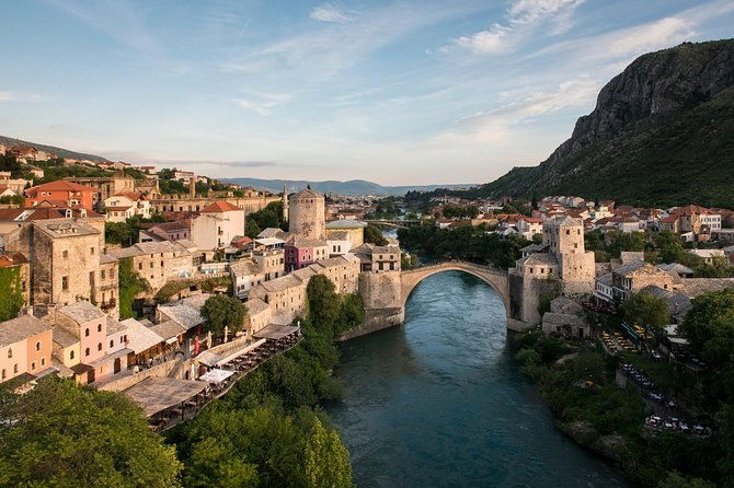 mostar-private-walking-tour-where-east-meets-west-3