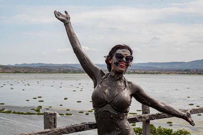 mud-volcano-beach-time-and-gastronomic-private-experience-from-cartagena