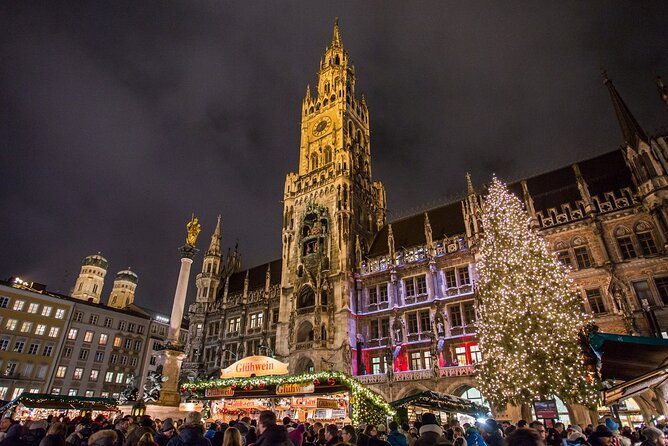 munich-christmas-market-small-group-tour-with-gingerbread-heart