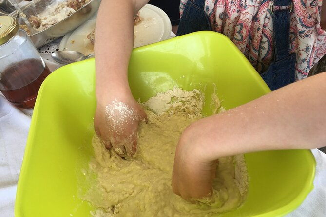 mykonos-cooking-class-of-local-specialties