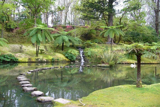 mystic-furnas-canoeing-terra-nostra