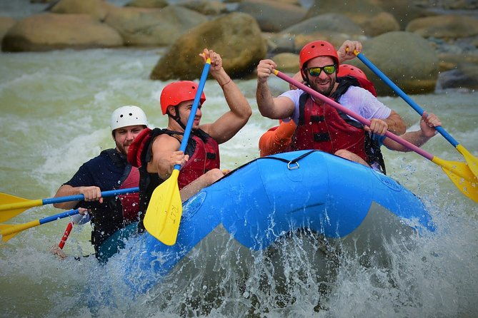 naranjo-river-white-rafting-clas-iii-iv-from-manuel-antonio