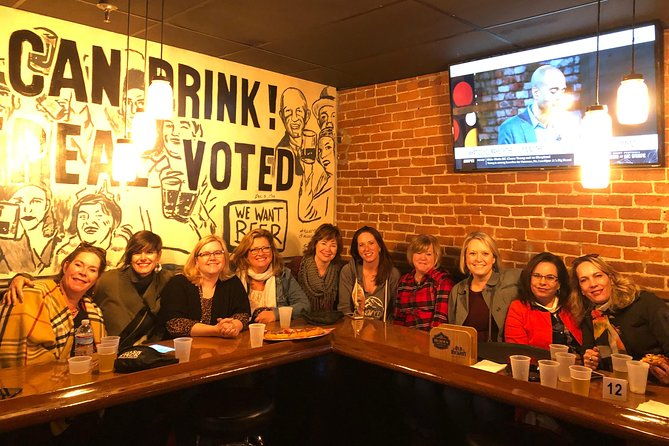 nashville-all-inclusive-nighttime-pub-crawl-with-moonshine-cocktails-and-beer