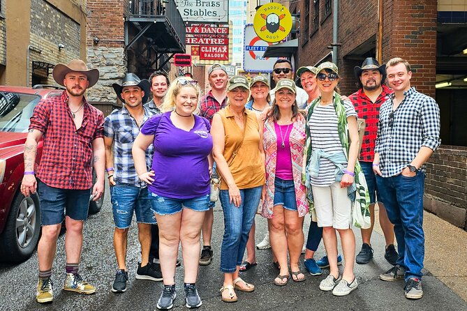 nashville-drinkers-thinkers-pub-crawl
