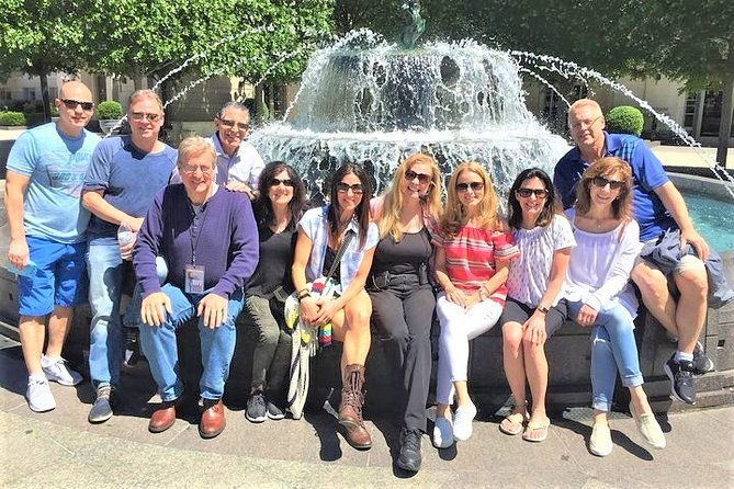 nashvilles-famous-footsteps-guided-walking-tour