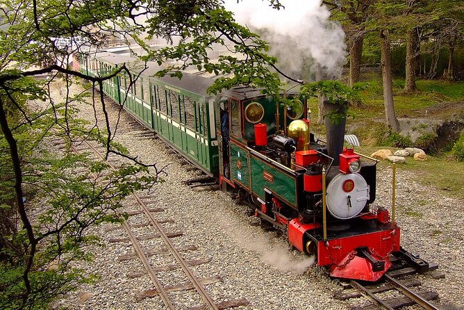 national-park-and-train-trip-end-of-the-world-guided-tour