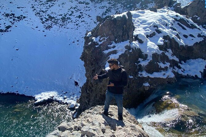 natures-bliss-cajon-de-maipo-melosas-with-picnic
