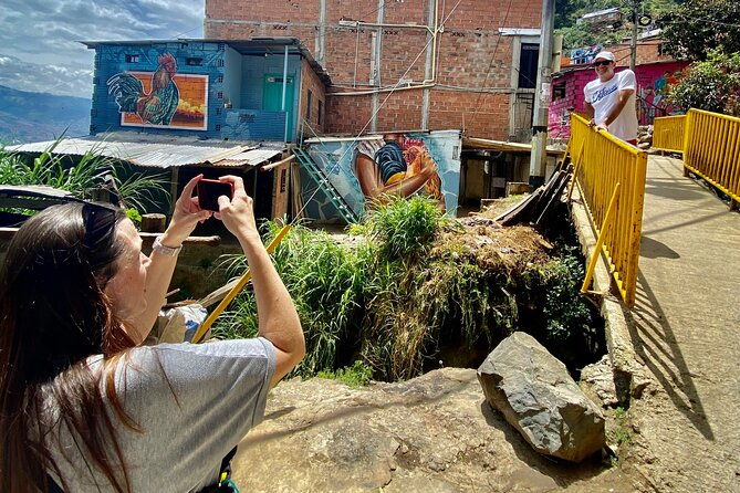 new-graffiti-area-in-medellin-is-not-comuna-13