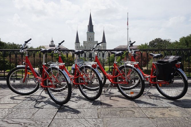 new-orleans-french-quarter-cemetery-bike-tour