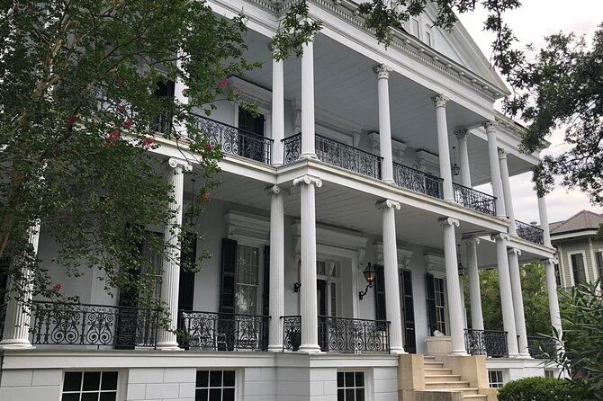 new-orleans-garden-district-2-hour-walking-tour-small-group