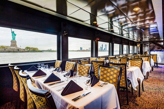 new-york-buffet-dinner-cruise