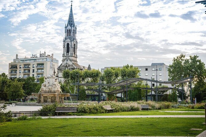 nimes-private-walking-tour-with-a-professional-guide
