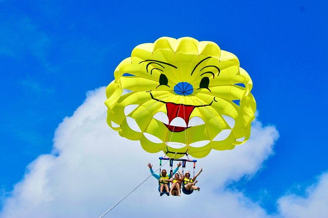 noord-parasailing-with-unparalleled-views