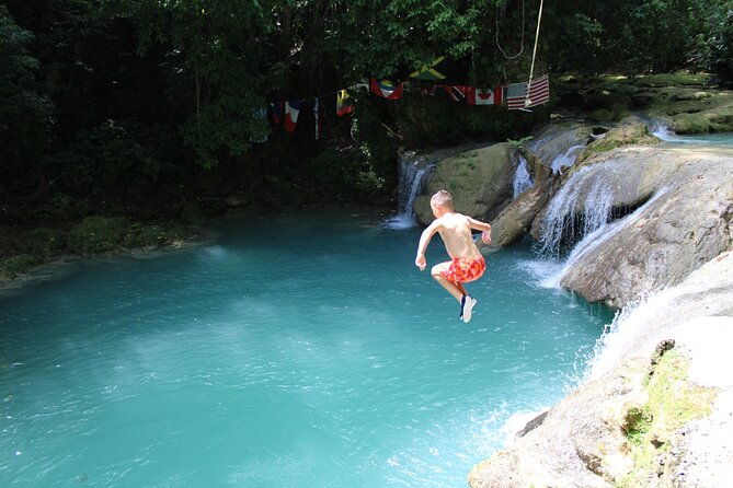 ocho-rios-shore-excursion-blue-hole-and-river-tubing