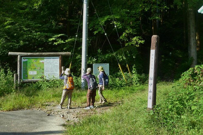 old-nakasendo-trekking-from-karuizawa-beyond-sugahi-pass-to-sakamoto-hotel