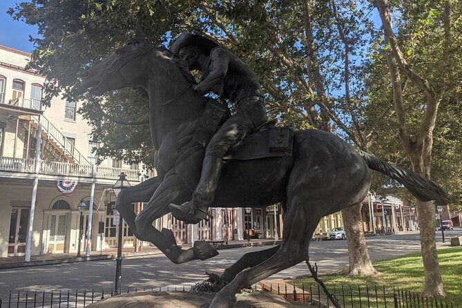 old-sacramento-scavenger-hunt-walking-tour-and-game