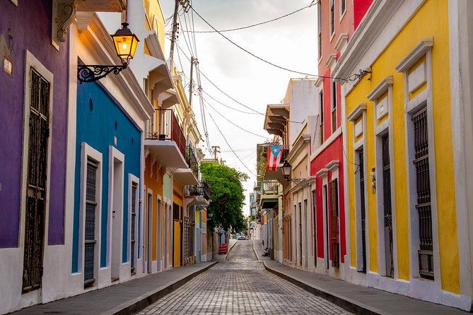 old-san-juan-walking-tour-with-fort-8-people-group