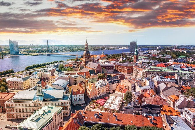 old-town-and-art-nouveau-walking-tour-of-riga