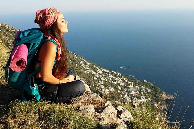 on-the-path-of-the-gods-private-trekking-and-shepherd-snack