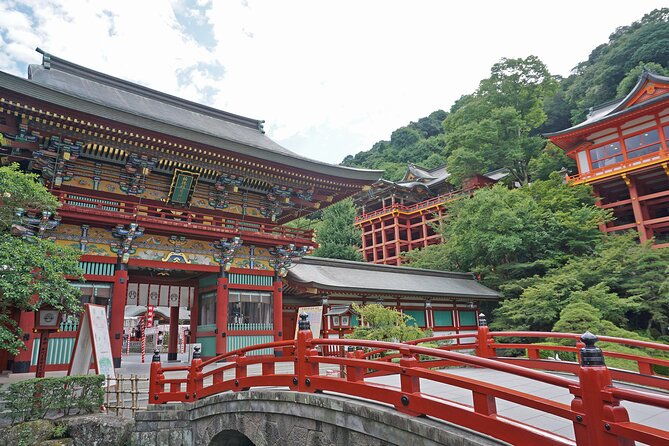 one-way-day-trip-to-nagasaki-via-saga-from-fukuoka-with-minibus7m