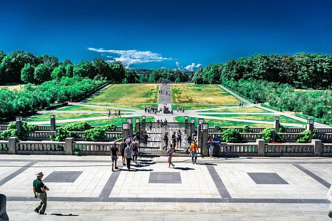 oslo-vigeland-park-private-walking-tour