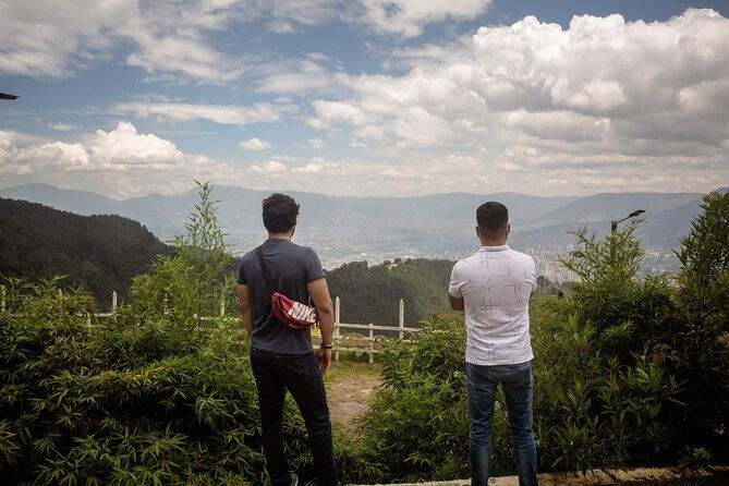 pablo-escobar-half-day-tour-violent-times-and-the-new-medellin