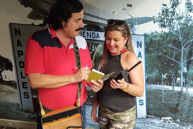 pablo-vip-private-tour-with-roberto-escobar-museum-and-comuna-13