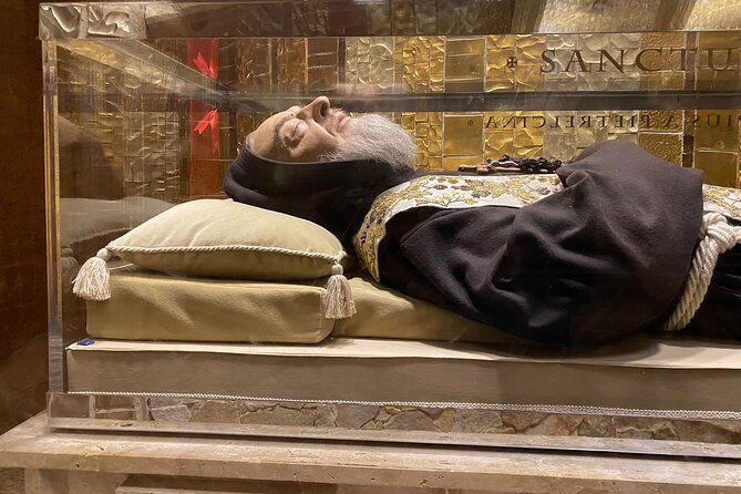 padre-pios-shrine-in-san-giovanni-rotondo-from-bari-apulia