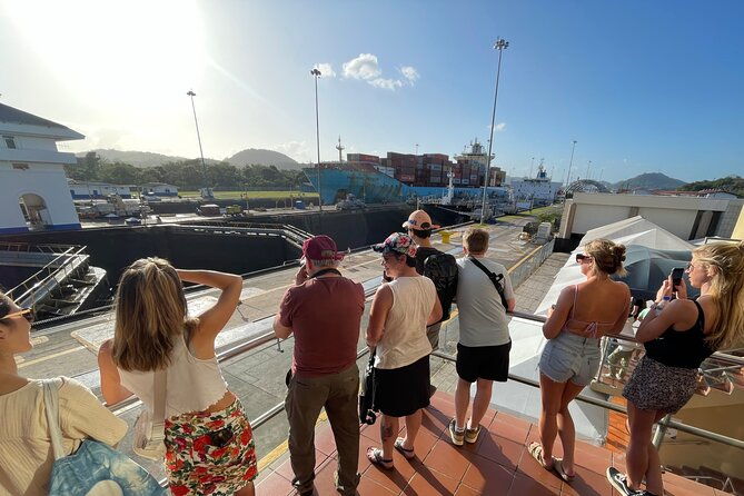 panama-canal-tour