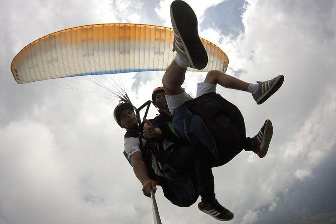 paragliding-wine-tasting-hacienda-el-paraiso-saint-helena
