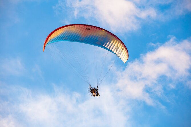 paramotor-flight-in-praia-do-futuro-fortaleza-ce