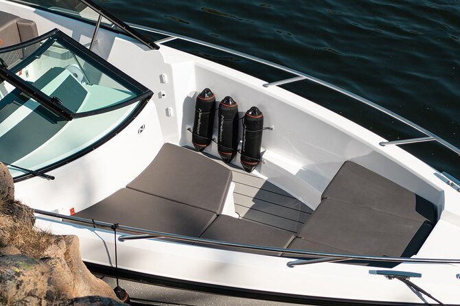 paros-antiparos-private-cruise-with-a-luxury-speedboat-2