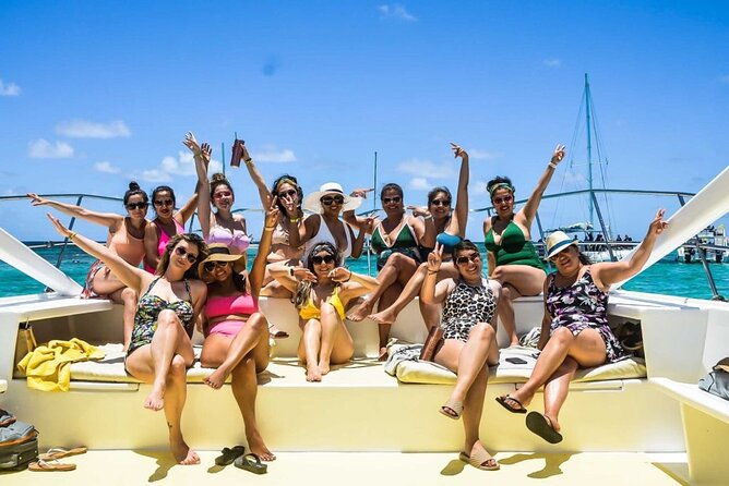 party-boat-in-catamaran-with-open-bar-snorkeling-2