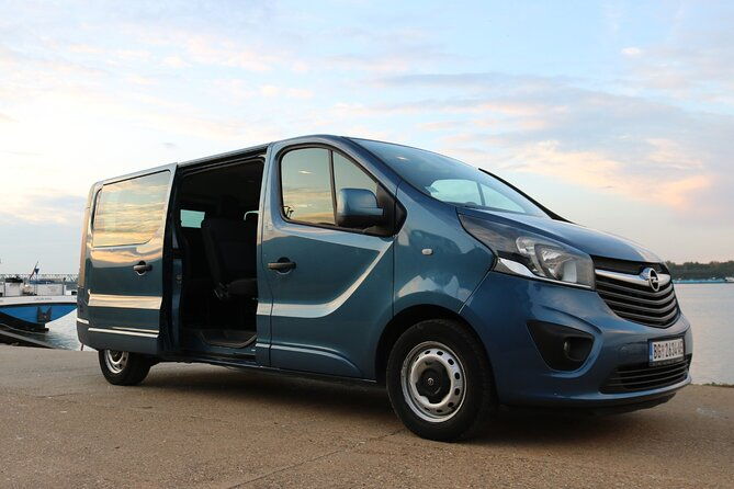 passenger-transport-to-or-from-the-airport-in-belgrade-2