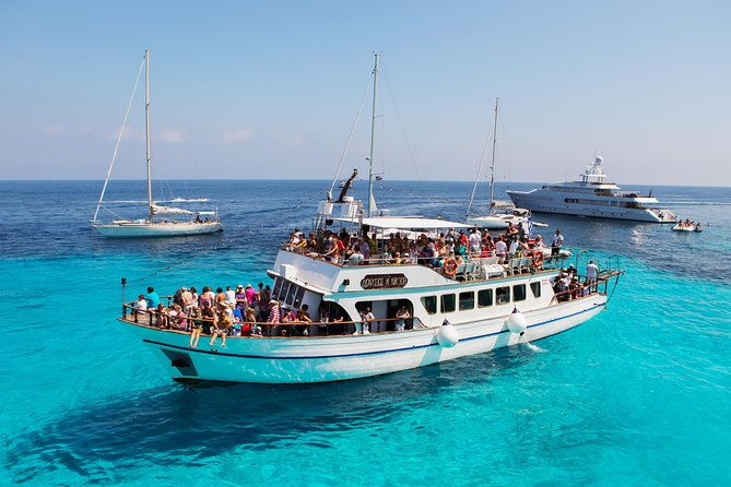 paxoi-antipaxoi-and-blue-caves-cruise-from-corfu