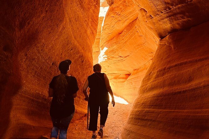 peek-a-boo-slot-canyon-adventure-private