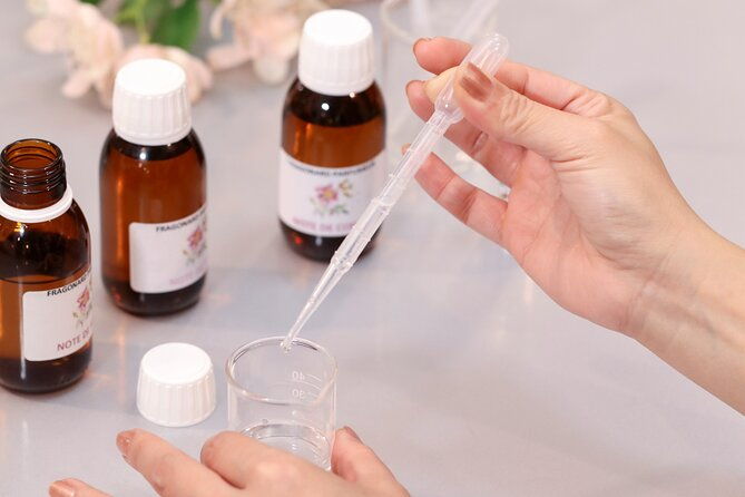 perfume-making-class-and-guided-visit-of-fragonard-in-grasse-2