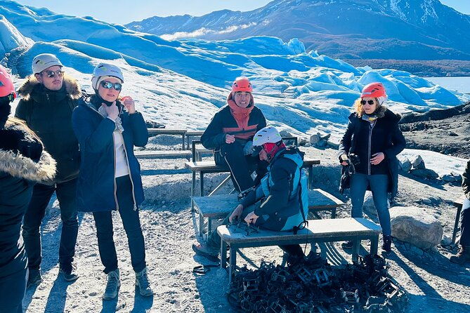 perito-moreno-full-day-minitrekking-with-transfer-and-walkways