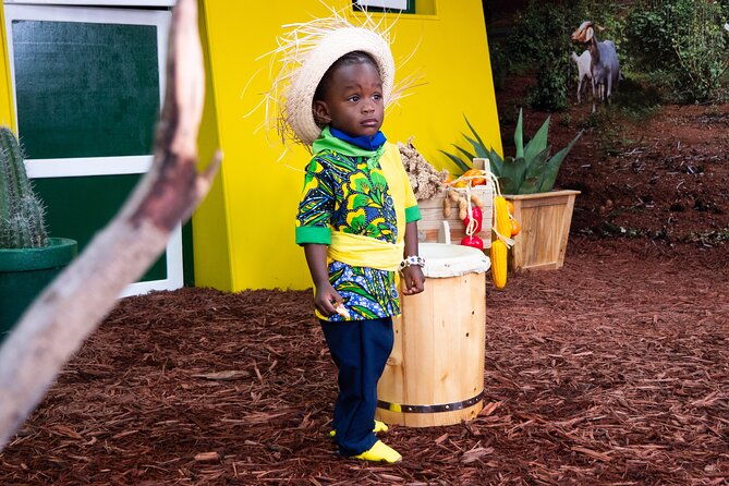 photoshoot-activity-with-traditional-curacao-attire