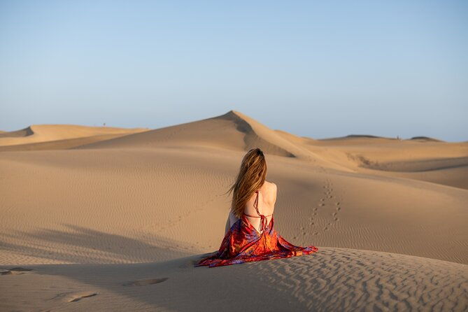 photoshoot-at-dunas-maspalomas-in-desert-beach-ocean-view