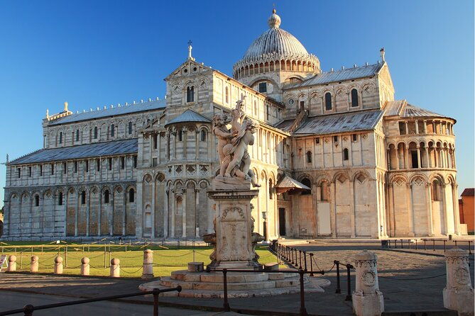 pisa-entrance-to-leaning-tower-all-attractions-of-pisa-complex-4