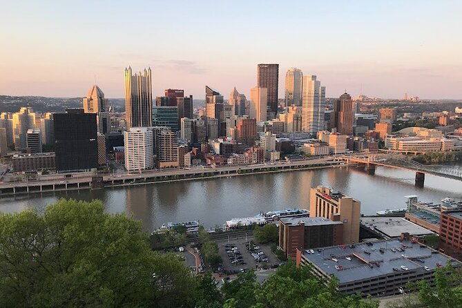 pittsburgh-panorama-a-journey-through-iconic-landscapes