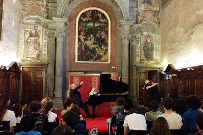 pizza-dinner-and-italian-opera-arias-concert-in-florence